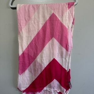Vineyard Vines Pink & White Chevron Print Scarf